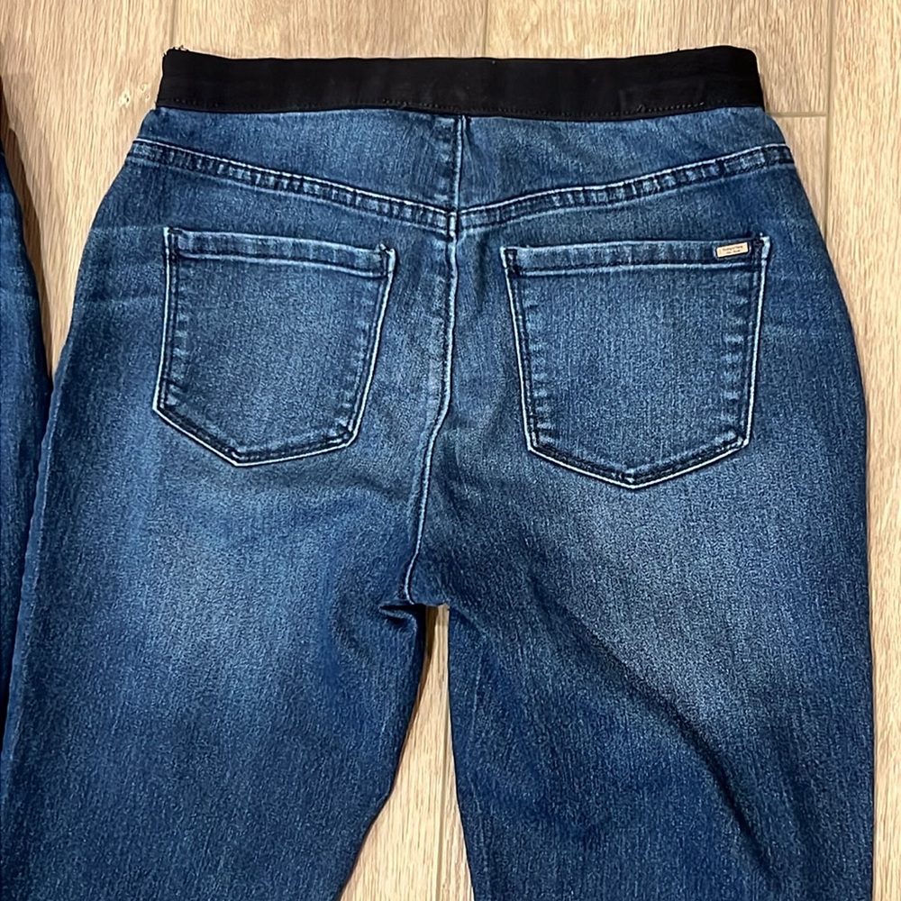 Bundle of Two Identical Simply Vera Vera Wang Cropped Stretch Jeans Size 4 - Picture 10 of 16